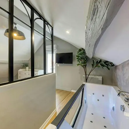 The Duplex Paris *